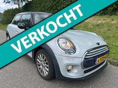 MINI Cooper - 1.5 D - Sportstoelen - Navi - Head up display