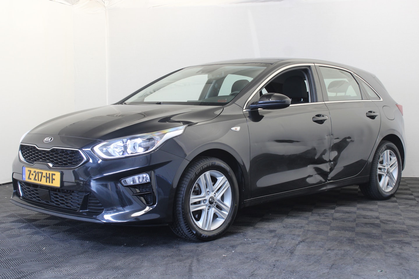 Kia Cee'd - Ceed 1.6 CRDi MHEV DynamicPlusLine - AutoWereld.nl