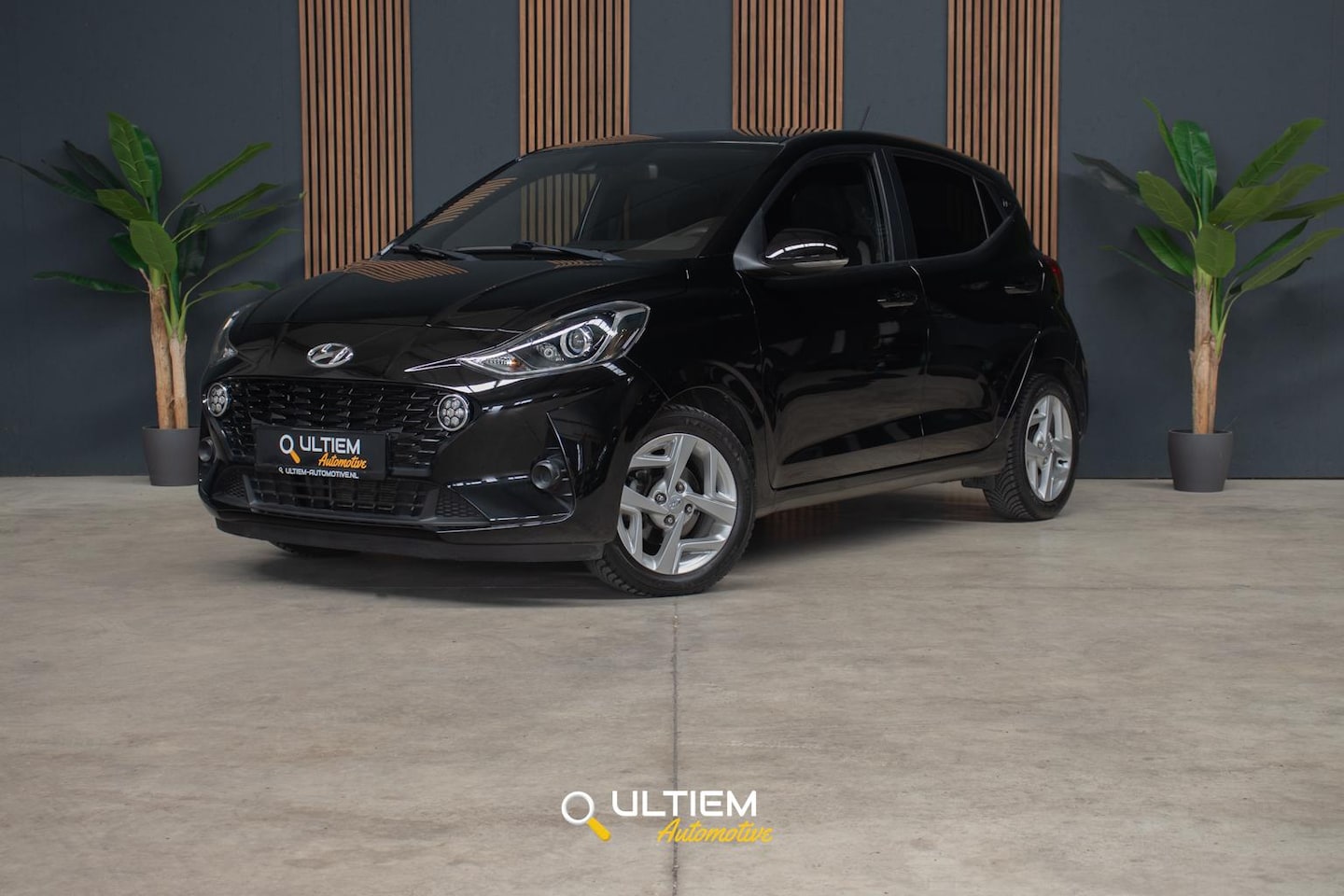 Hyundai i10 - 1.0 Comfort Smart | Lage KM, Camera, CarPlay - AutoWereld.nl
