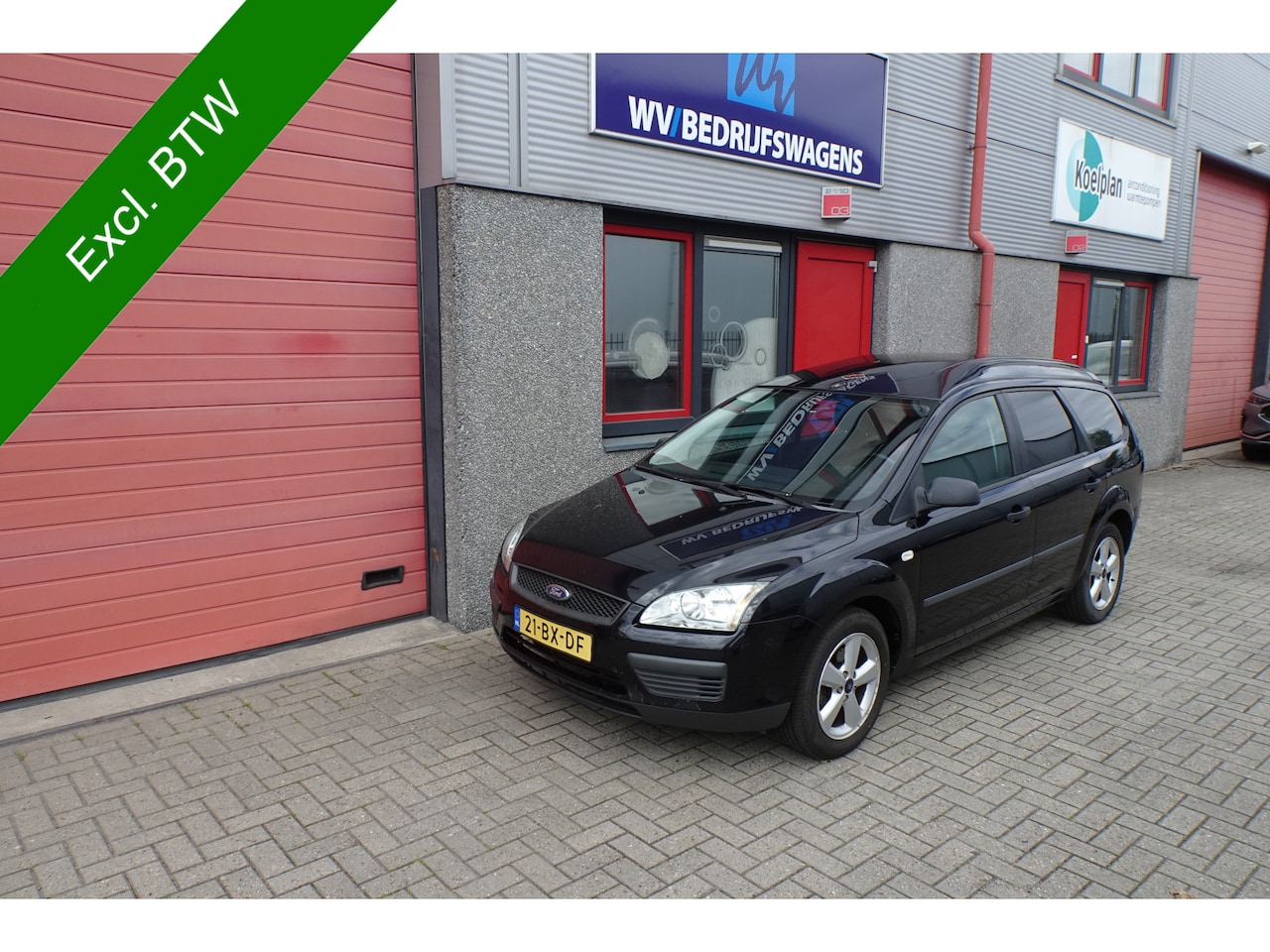 Ford Focus Wagon - 1.6-16V Ambiente grijskenteken benzine uitvoering uniek !!!!!!! - AutoWereld.nl