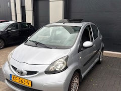 Toyota Aygo - Inruil - Pano - Carplay - Apk 11-2026 - Meeneemprijs