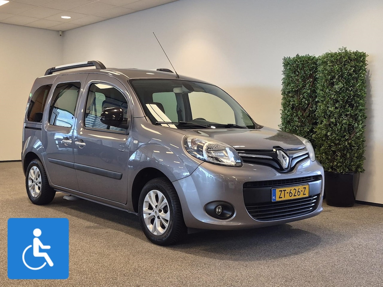 Renault Kangoo - Rolstoelauto 3+1 - AutoWereld.nl