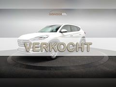 Hyundai Tucson - 1.6 GDi i-Motion NAVI / 16'' LM velgen / Climate / Trekhaak / Parkeersen. / Bluetooth / Cr