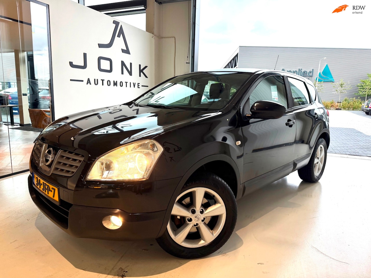 Nissan Qashqai - 2.0 Acenta Automaat Apk Garantie - AutoWereld.nl