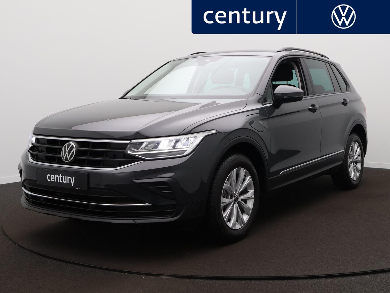 Volkswagen Tiguan - 1.4 TSI eHybrid Life Automaat | LED - ErgoActive stoel | PDC | Side Assist | Stoelverwarmi - AutoWereld.nl