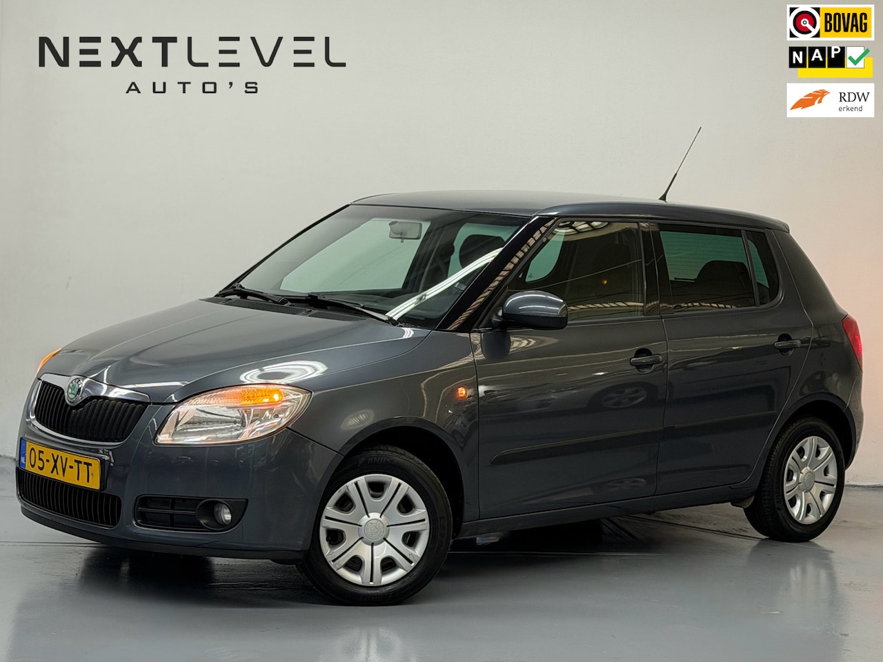 Skoda Fabia - 1.4-16V Ambiente Airco Cruise APK - AutoWereld.nl
