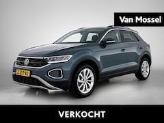 Volkswagen T-Roc - 1.5 TSI Life Business | 150 PK | Climatronic (Automatische Airco) | Parkeersensoren | Trek