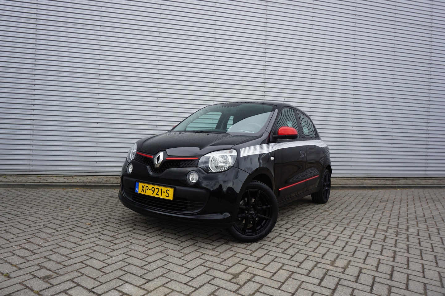 Renault Twingo - 1.0 SCe Collection Airco / Navi / Cruise / Camera / Elektr. ramen / Lm velgen / NAP - AutoWereld.nl