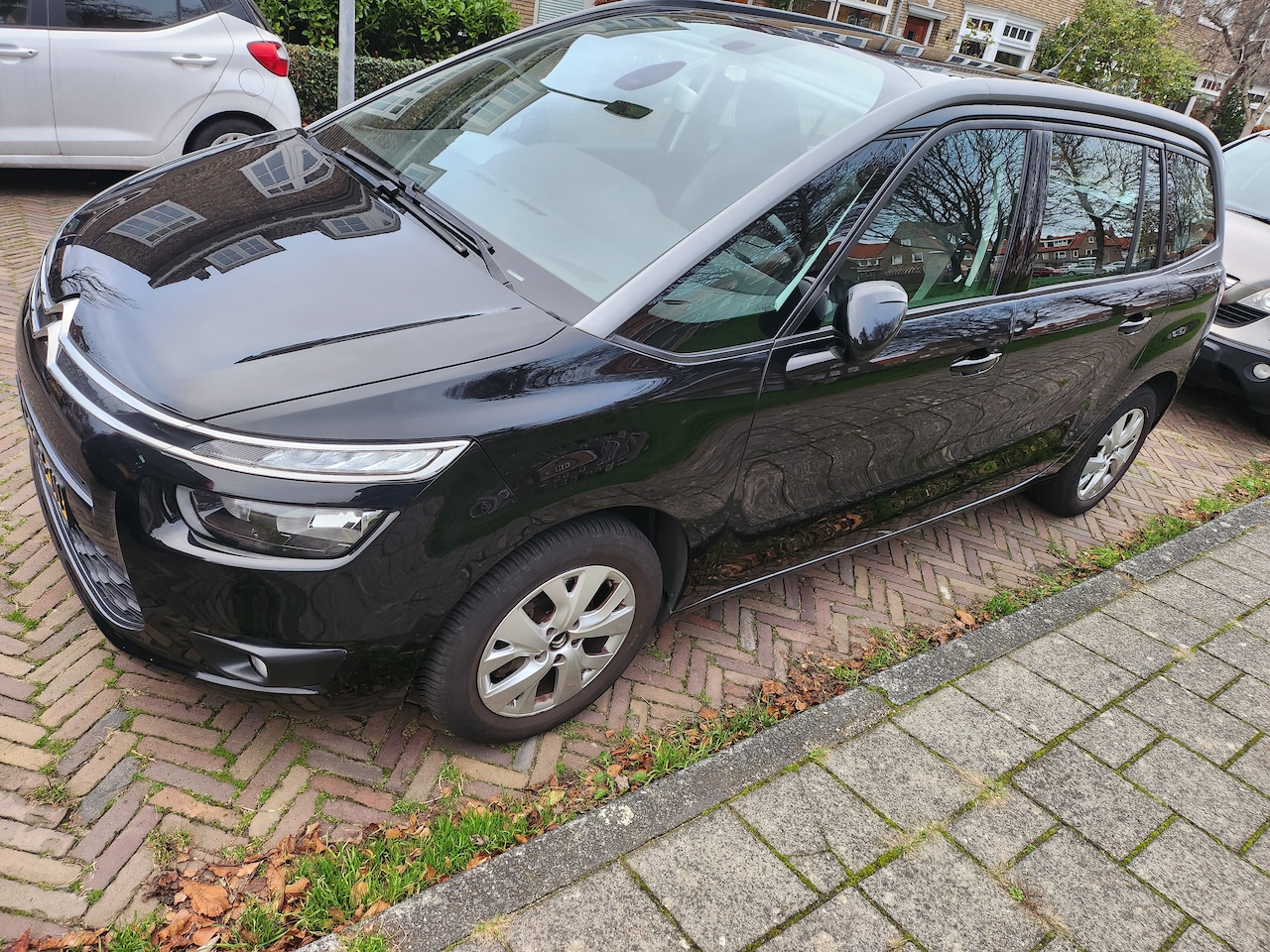 Citroën C4 Picasso - 1.2 PureTech Intensive APK 07-2027 | Trekhaak | Winterbanden | Panoramadak - AutoWereld.nl