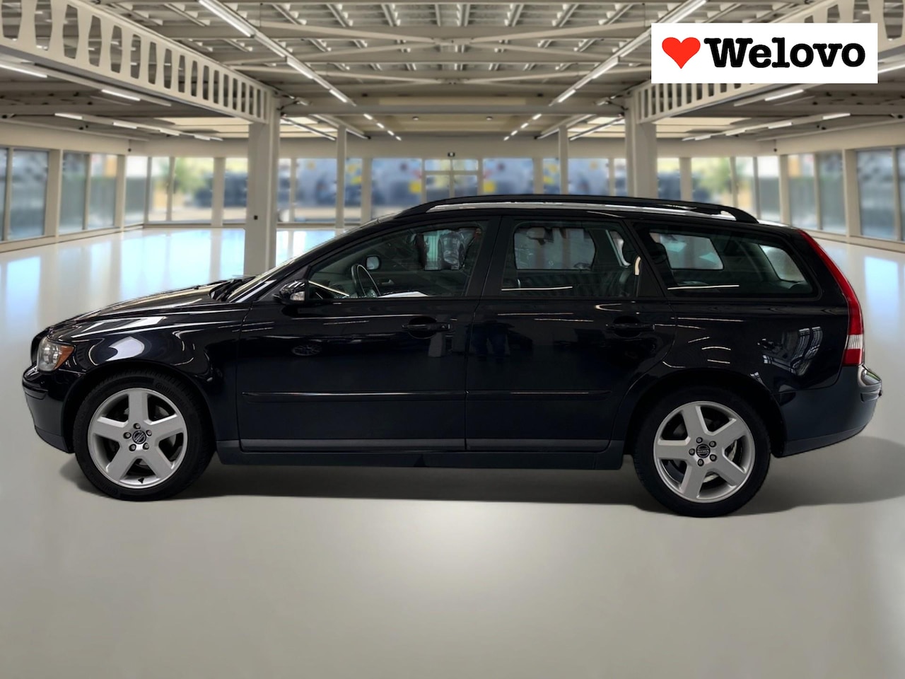 Volvo V50 - 2.4 Leder, verwarmde stoelen, automaat, garantie... - AutoWereld.nl