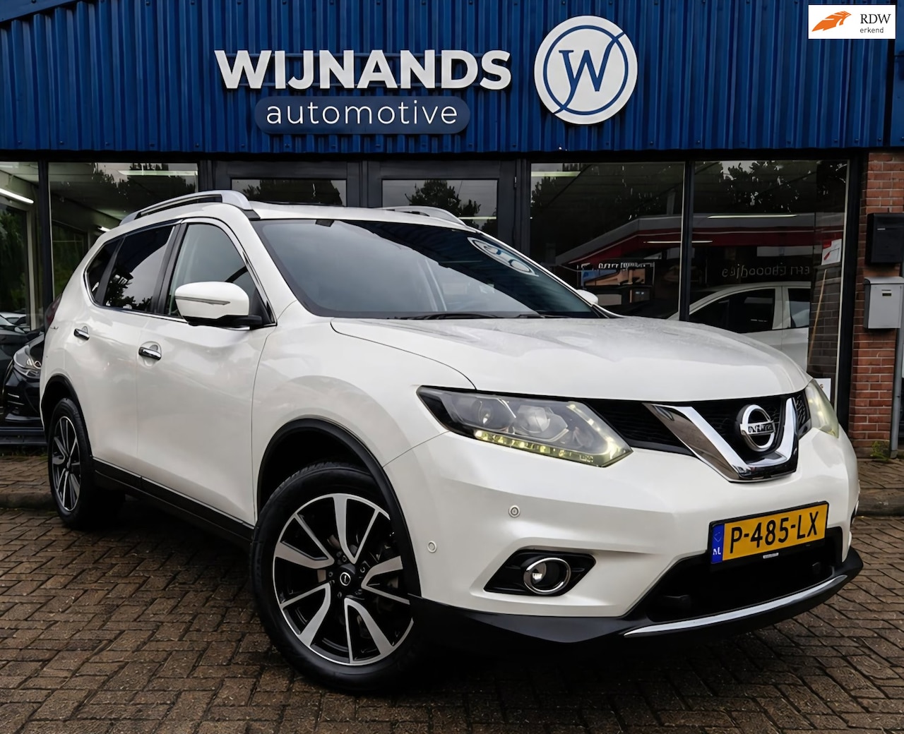 Nissan X-Trail - 1.6 DIG-T Tekna Panoramadak Trekhaak Stoelvw - AutoWereld.nl