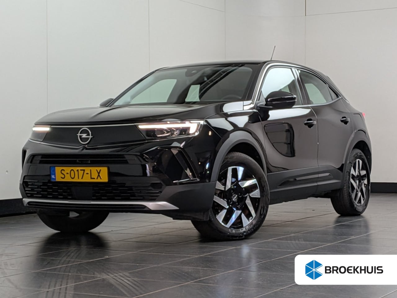 Opel Mokka Electric - Elegance 50 kWh 3 Fase | SOH 100% | Dealer Onderhouden! | LED | Navi By App | Camera | Cli - AutoWereld.nl
