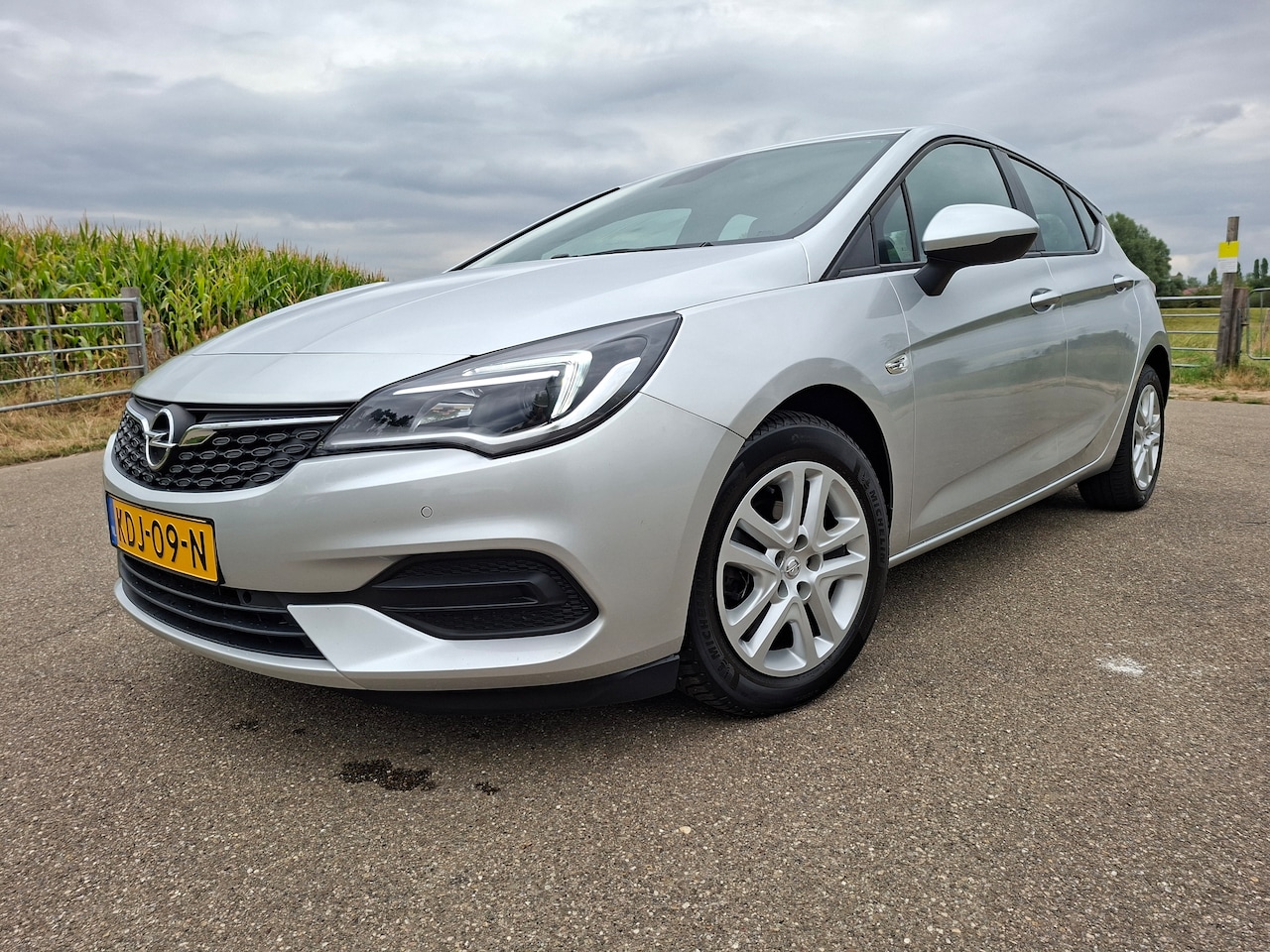 Opel Astra - 1.2 Edition - AutoWereld.nl
