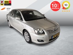 Toyota Avensis - 1.8 VVTi Luna