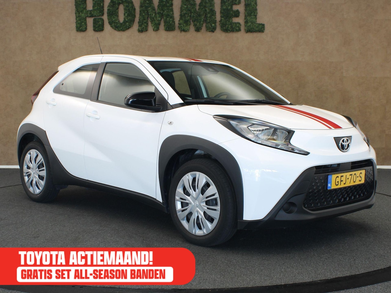 Toyota Aygo X - 1.0 VVT-i MT Play - ORIGINEEL NEDERLANDSE AUTO - ACHTERUITRIJCAMERA - CRUISE CONTROL - APP - AutoWereld.nl