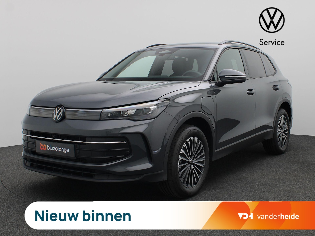 Volkswagen Tiguan - 1.5 eHybrid Life Edition 204PK DSG Trekhaak, 360gr. Camera, Keyless, Elektr. Achterklep, 1 - AutoWereld.nl