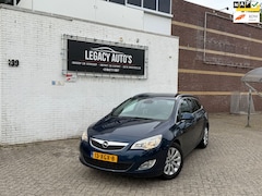 Opel Astra Sports Tourer - 1.4 Turbo Cosmo - CRUISE C - RIJDT & SCHAKELT GOED - HALF LEER