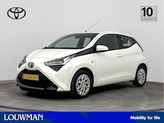 Toyota Aygo - 1.0 VVT-i x-play | BTW voertuig | Dealer onderhouden | Apple CarPlay/Android Auto | Achter