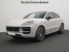 Porsche Cayenne Coupé - S E-Hybrid Black Edition