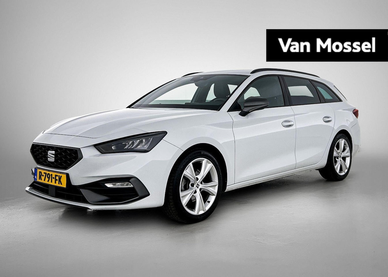 SEAT Leon Sportstourer - 1.0 eTSI FR Business 110 PK | WORDT VERWACHT | AUTOMAAT | TREKHAAK | NAVIGATIE | CLIMATE C - AutoWereld.nl