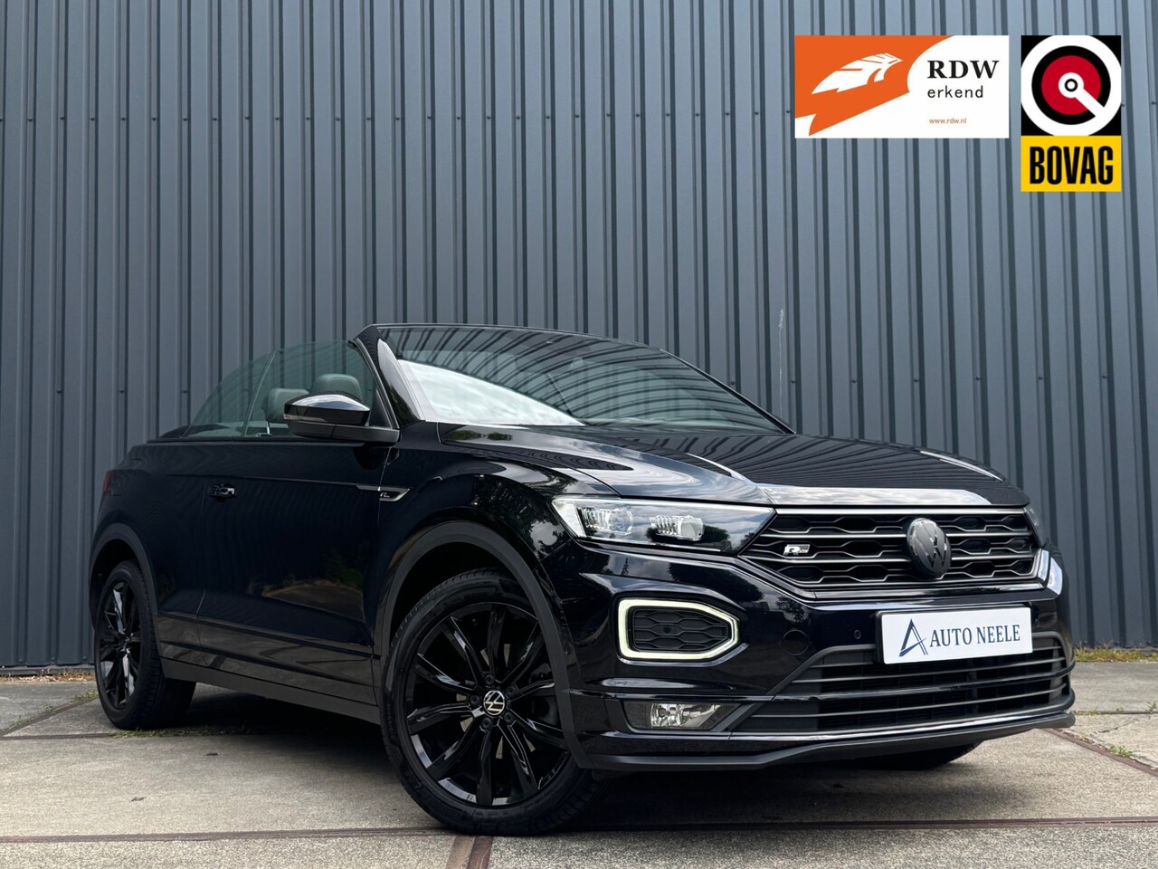Volkswagen T-Roc Cabrio - 1.5 TSI R-Line Carplay, dodehoek - AutoWereld.nl
