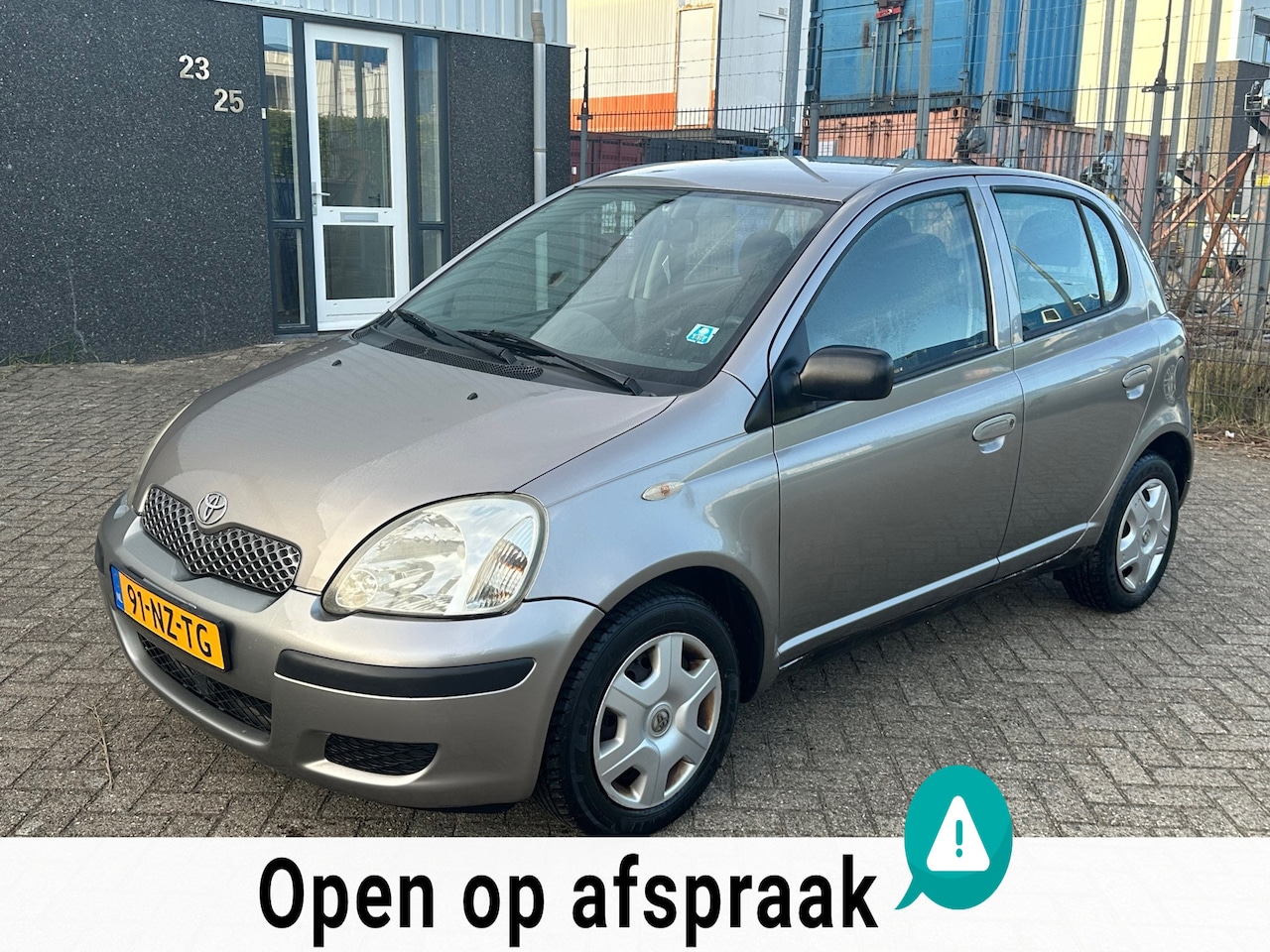 Toyota Yaris - 1.3 VVT-i Idols 1.3 VVT-i Idols 2004 - AutoWereld.nl