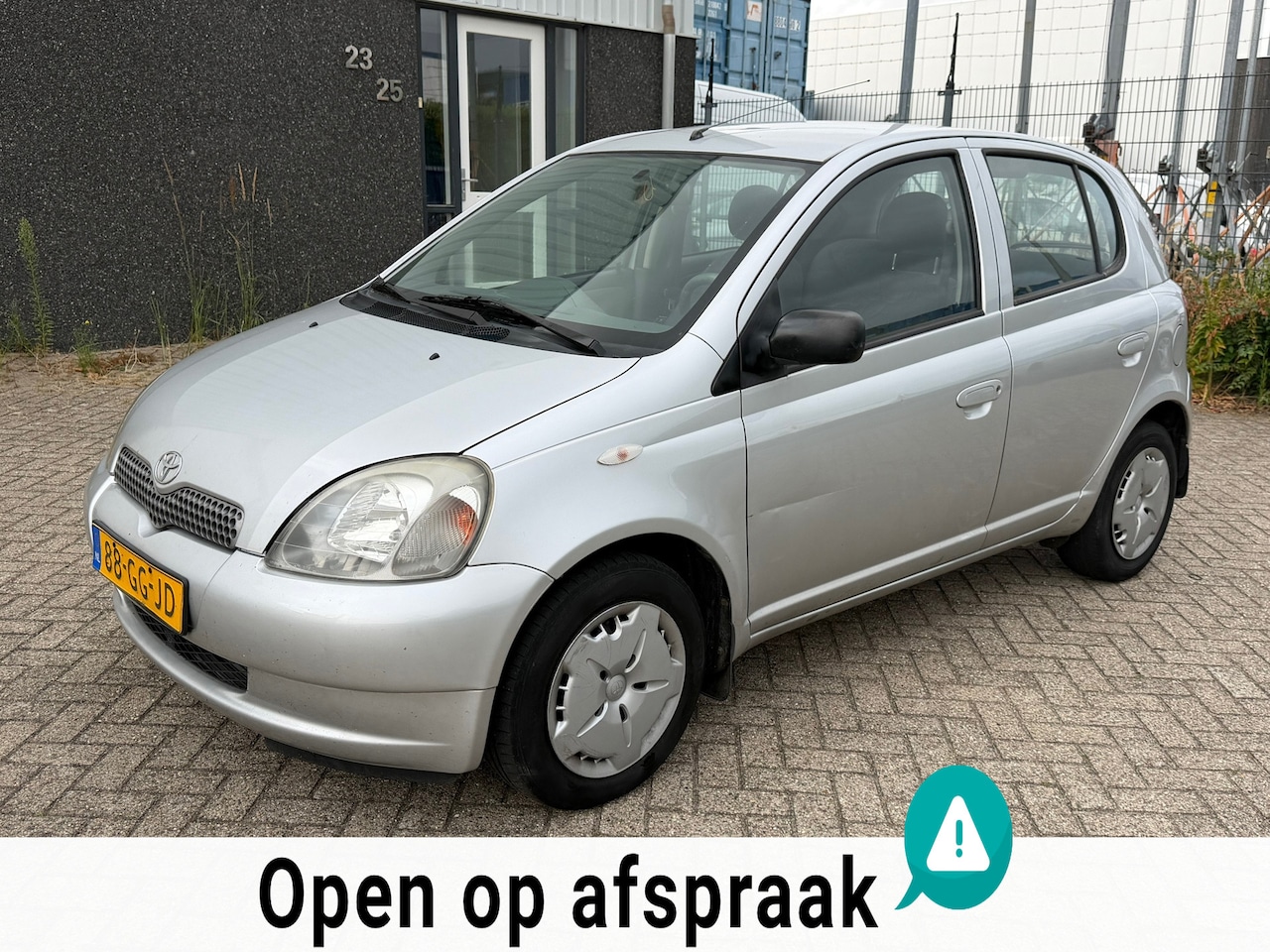 Toyota Yaris - 1.3-16V VVT-i Luna 1.3-16V VVT-i Luna 2000 - AutoWereld.nl