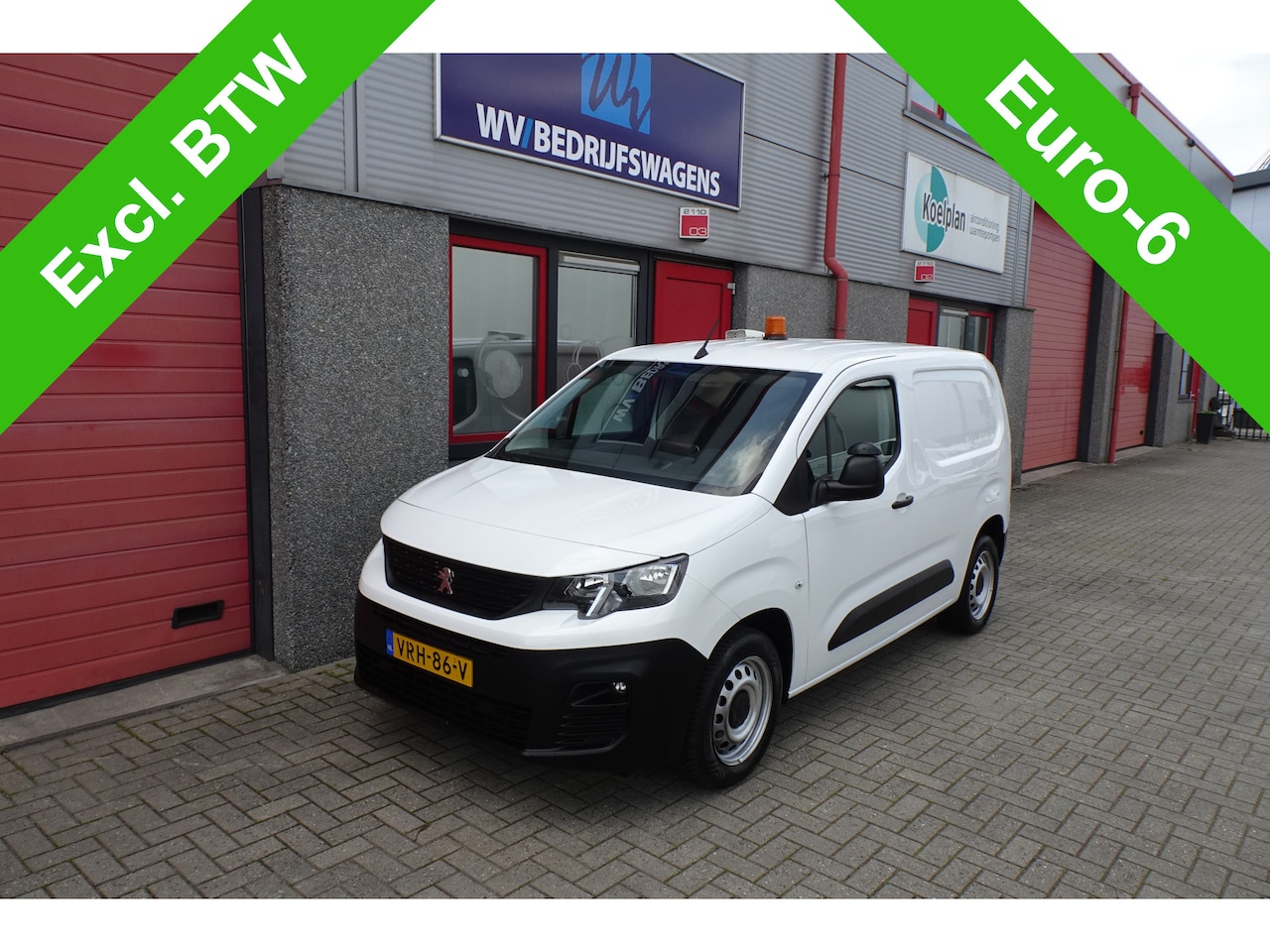 Peugeot Partner - 1.5 BlueHDI Premium airco camera cruis trekhaak - AutoWereld.nl