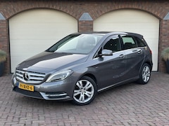 Mercedes-Benz B-klasse - 180 Ambition Airco Xenon LED Navi Cruise PDC v+a Trekhaak