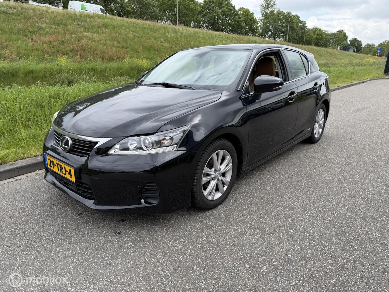 Lexus CT 200h - Hybrid leer daeler onderhouden - AutoWereld.nl