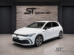 Volkswagen Golf - 1.5 TSI R-Line|Winter Pakket|18 inch