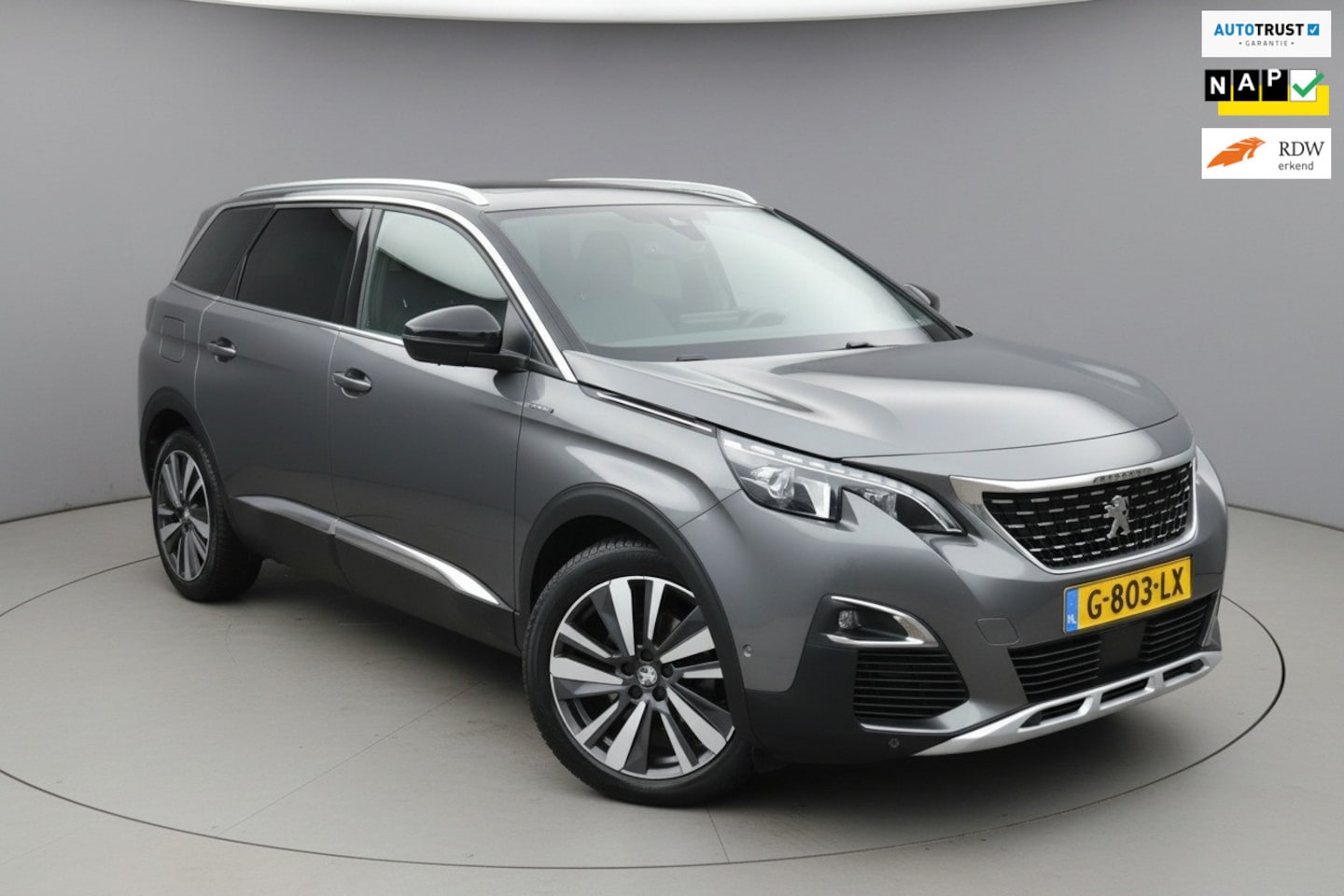 Peugeot 5008 - Pano|Carplay|Camera|Navi|7-persoons - AutoWereld.nl