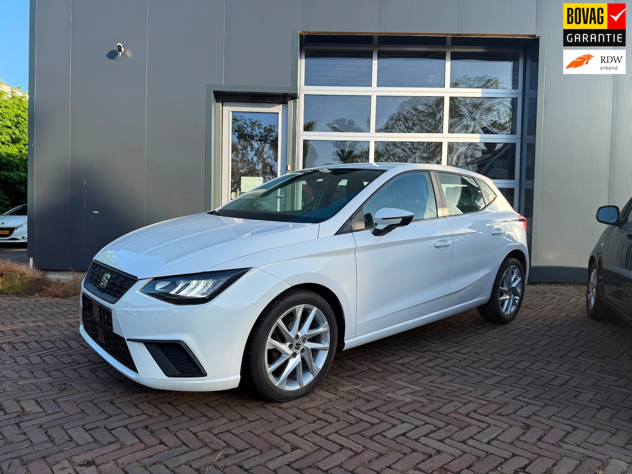 SEAT Ibiza - 1.0 MPI Reference | 17" | All in prijs - AutoWereld.nl