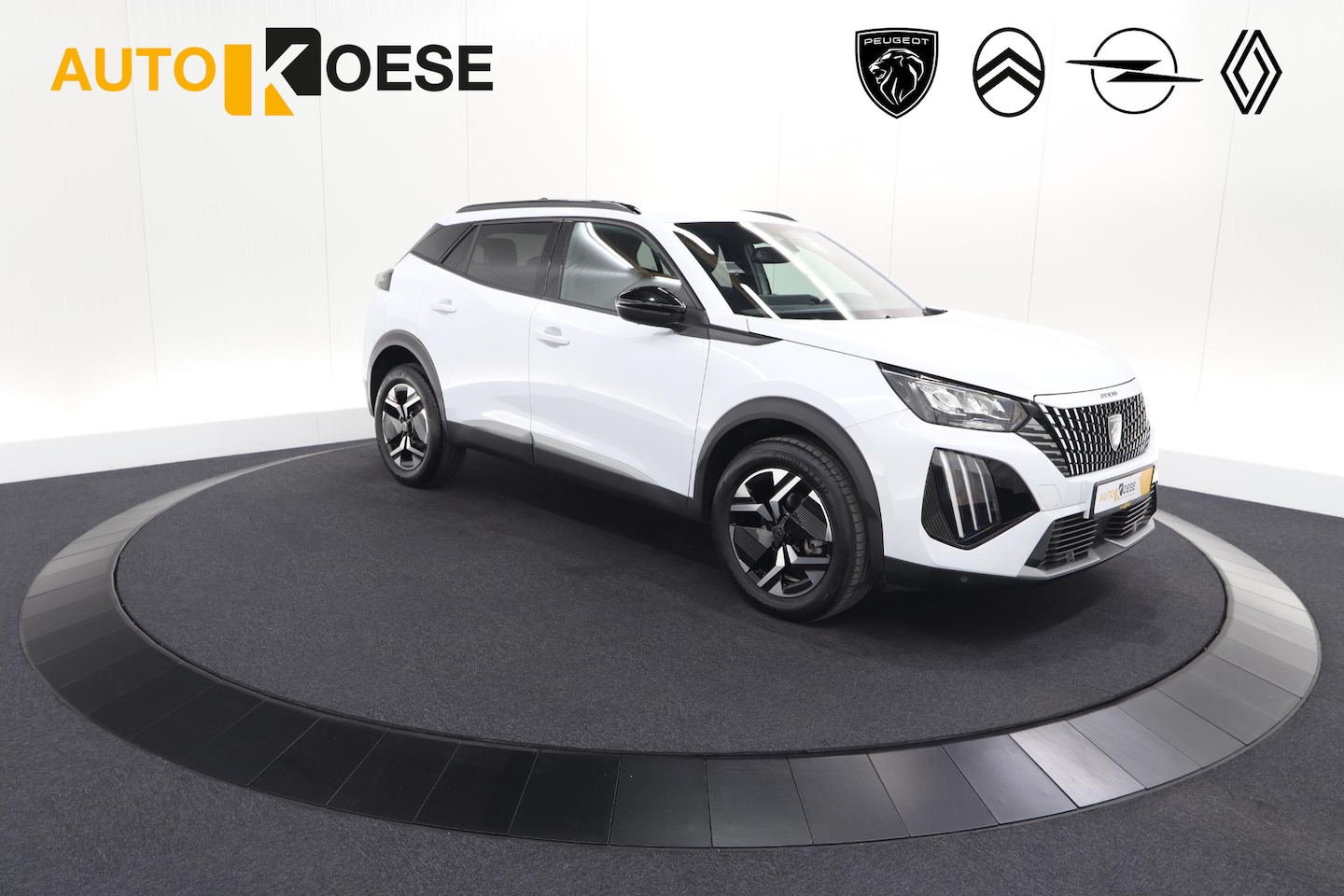 Peugeot 2008 - PureTech 100 Allure | Apple Carplay | Parkeersensoren | Climate Control | Cruise Control - AutoWereld.nl