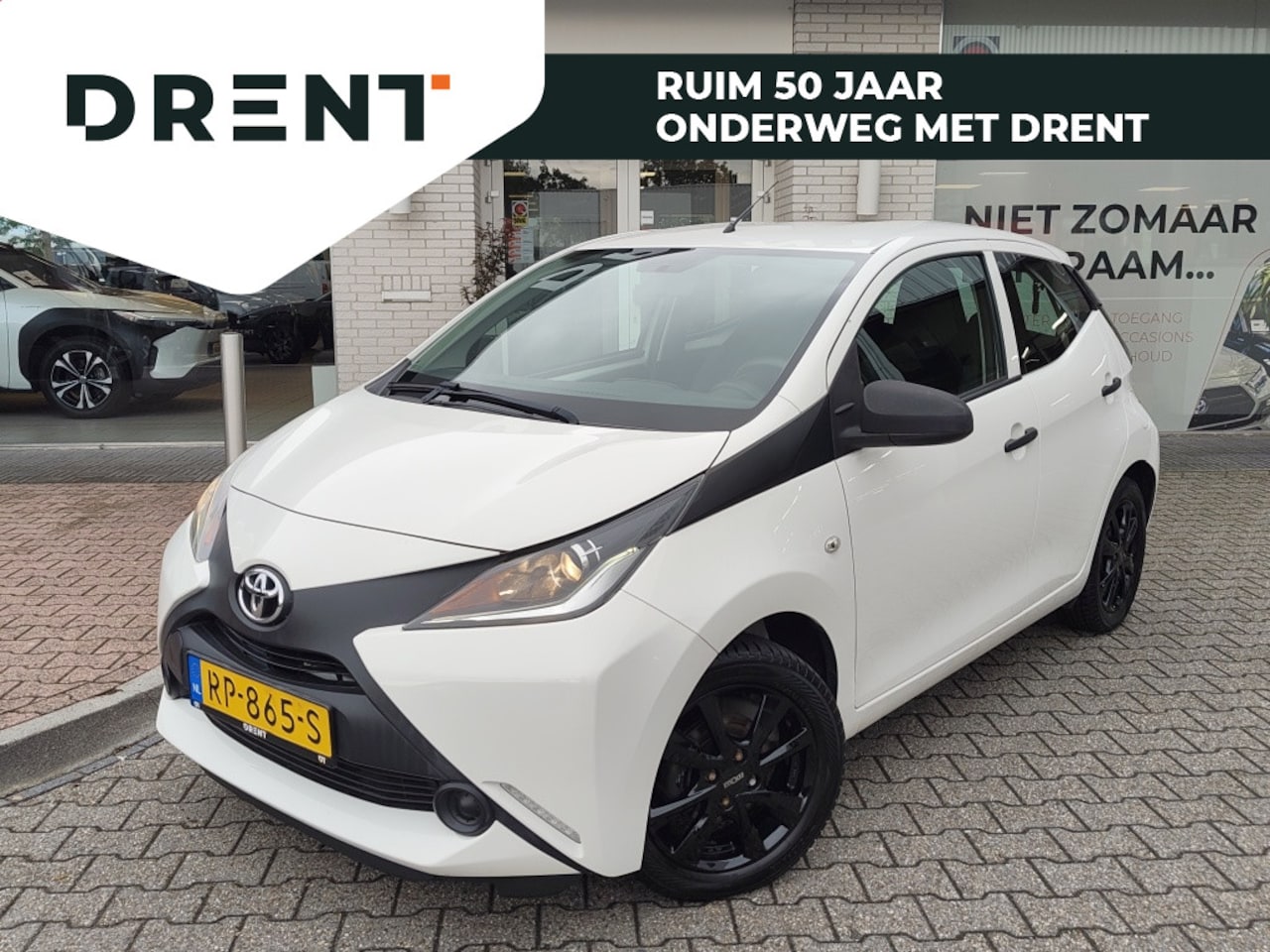 Toyota Aygo - 1.0 VVT-i x-fun | Cruise Control | Lichtmetalen velgen | Airco - AutoWereld.nl