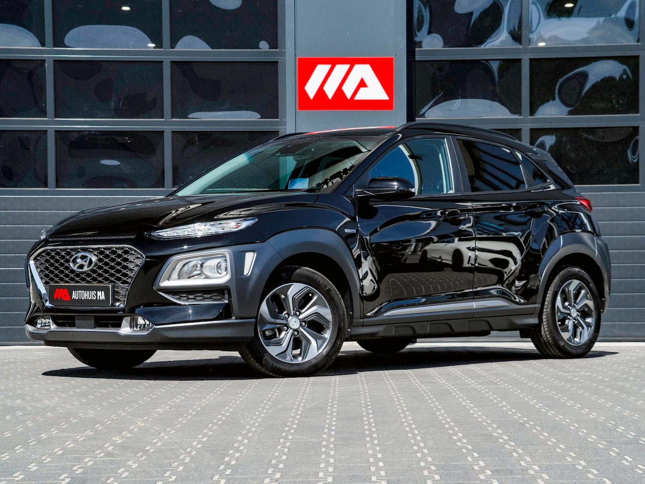Hyundai Kona - 1.6 GDI HEV Fashion | TREKHAAK | CAMERA | HEAD UP | ADAPTIVE | NAP - AutoWereld.nl