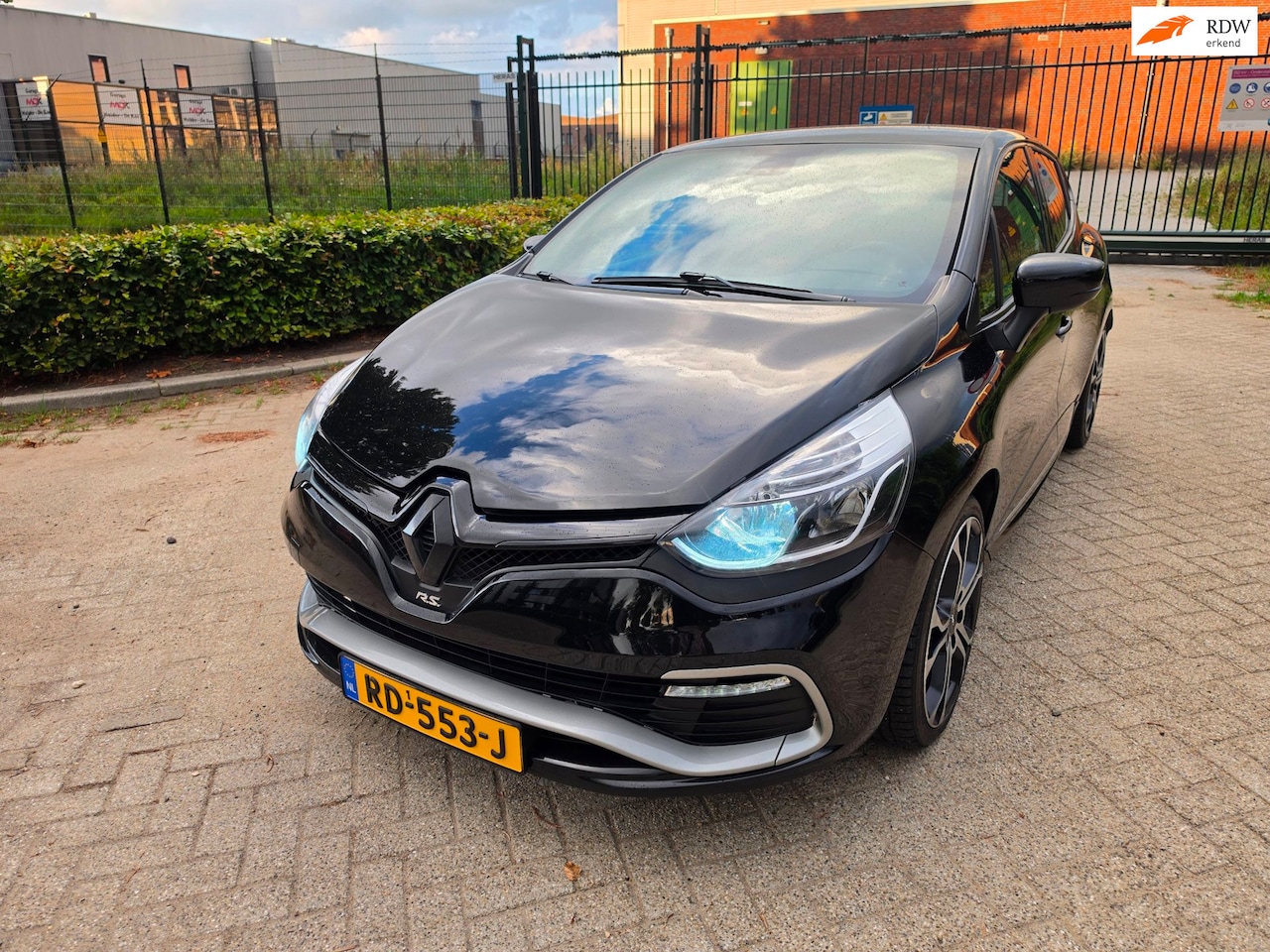 Renault Clio - 1.6 RS LED BASSREFLEX CAMERA NETTE AUTO! - AutoWereld.nl