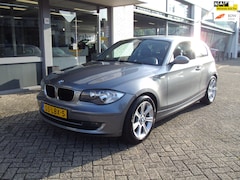 BMW 1-serie - 118i Business Line