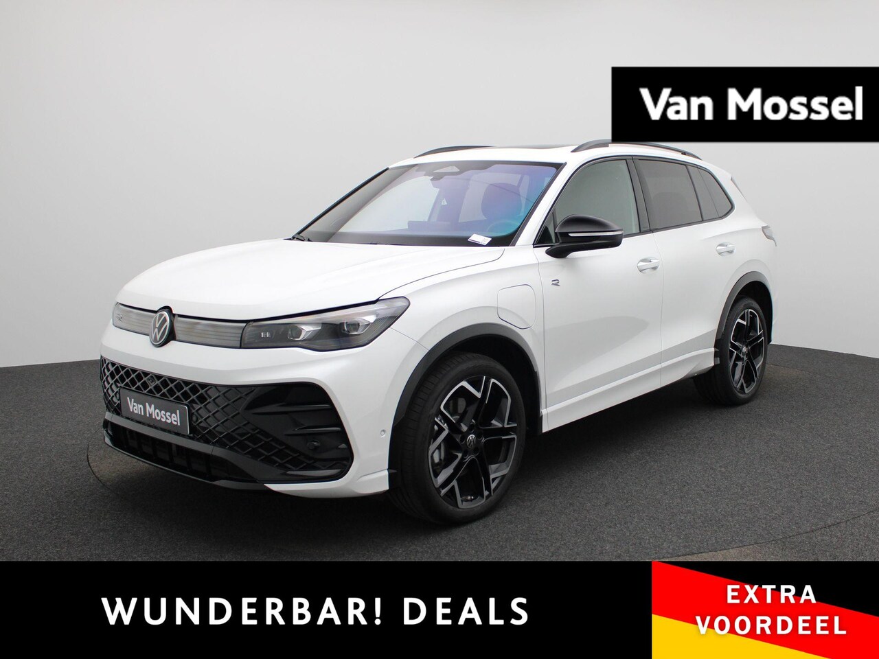 Volkswagen Tiguan - 1.5 eHybrid R-Line Edition 272 PK| Soh 100% | Panoramadak | Trekhaak | Lederen Stoelen Met - AutoWereld.nl