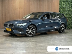 Volvo V60 - B3 Momentum Advantage | Trekhaak | Lederen bekleding | Stoel en Stuurwielverwarming | Park