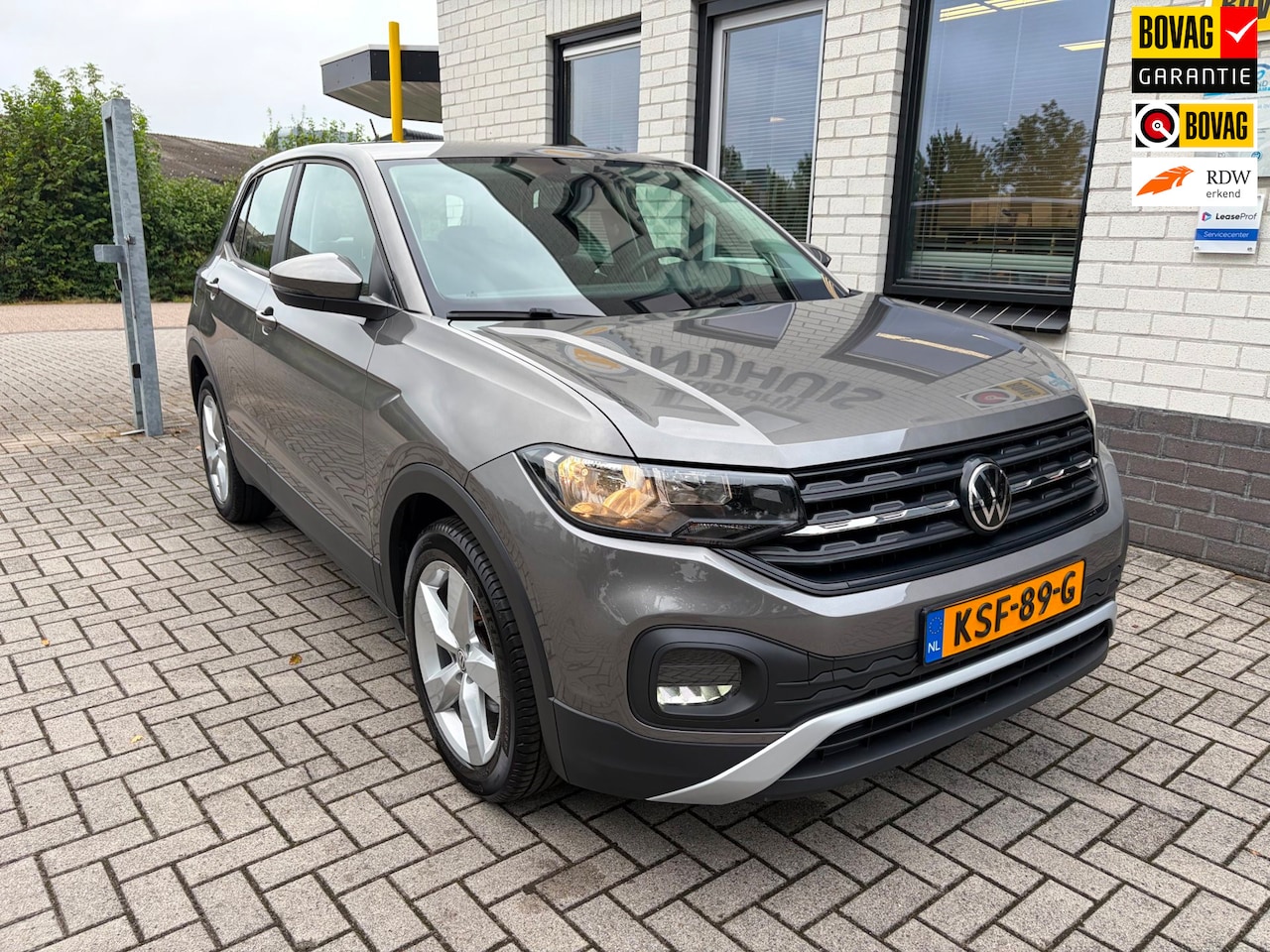 Volkswagen T-Cross - 1.0 TSI Life / Carplay / Airco / Add. Cruise / Telefoon / Centr. Vergrendeling / Navigatie - AutoWereld.nl