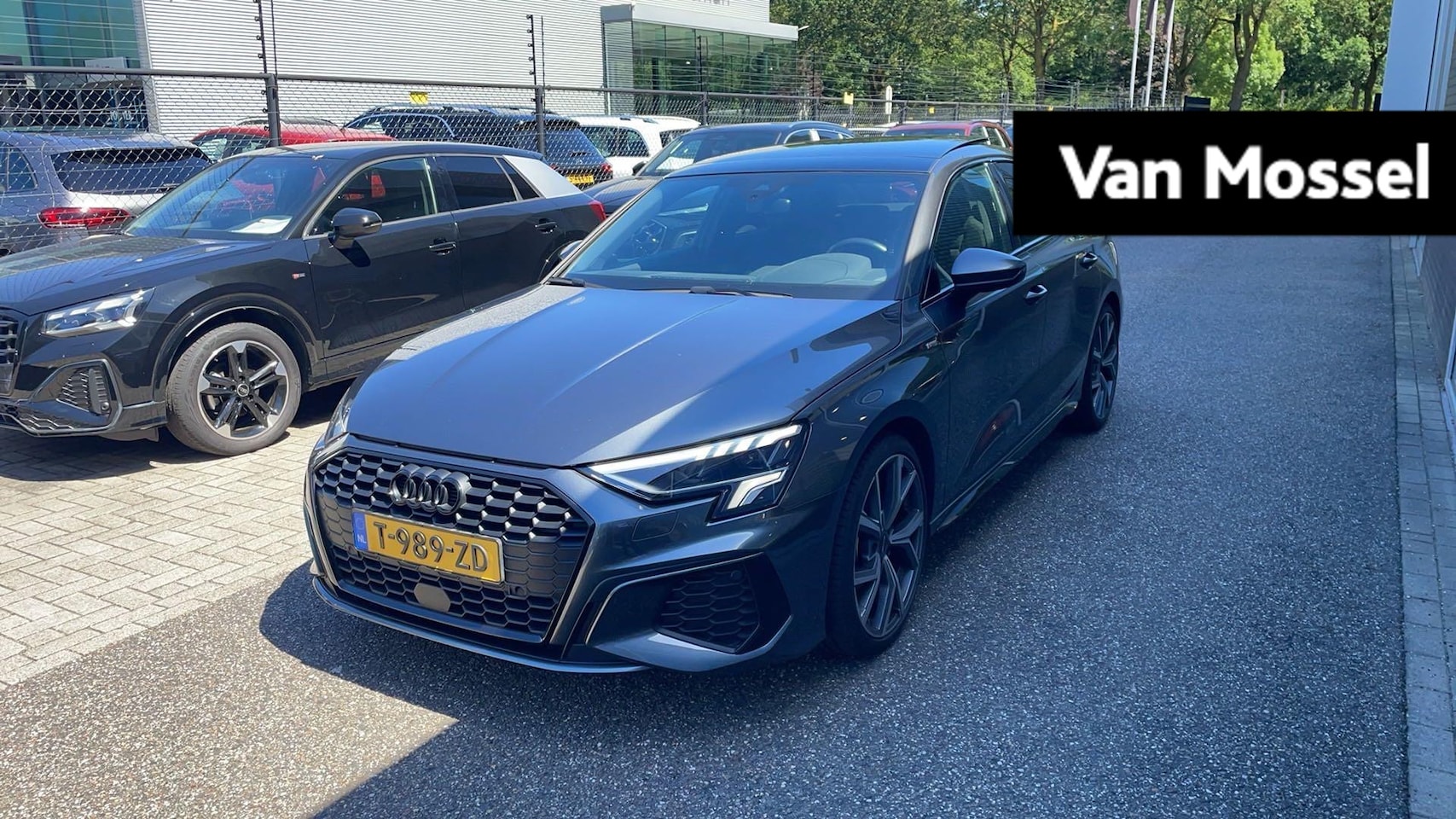 Audi A3 Limousine - 35 TFSI S edition 150 PK | S-line | Panoramadak | Adaptive cruise control | Stoelverwarmin - AutoWereld.nl