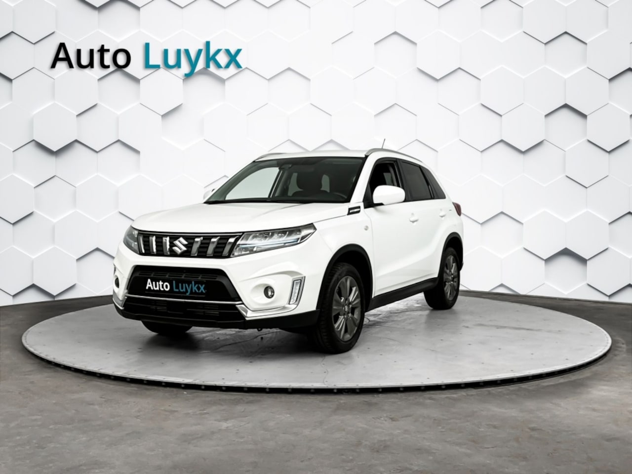 Suzuki Vitara - 1.4 Boosterjet Select Smart Hybrid | Navigatie | Parkeercamera | Adaptieve Cruise Control - AutoWereld.nl