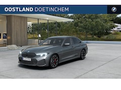 BMW 3-serie - 330e M Sport Automaat / Sportstoelen / Achteruitrijcamera / Adaptieve LED / Stoelverwarmin