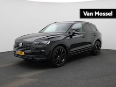 Volkswagen Touareg - Elegance 3.0 TSi eHybrid 4MOTION 381 PK| V6 | Panoramadak | Trekhaak | LEDER Interieur | L