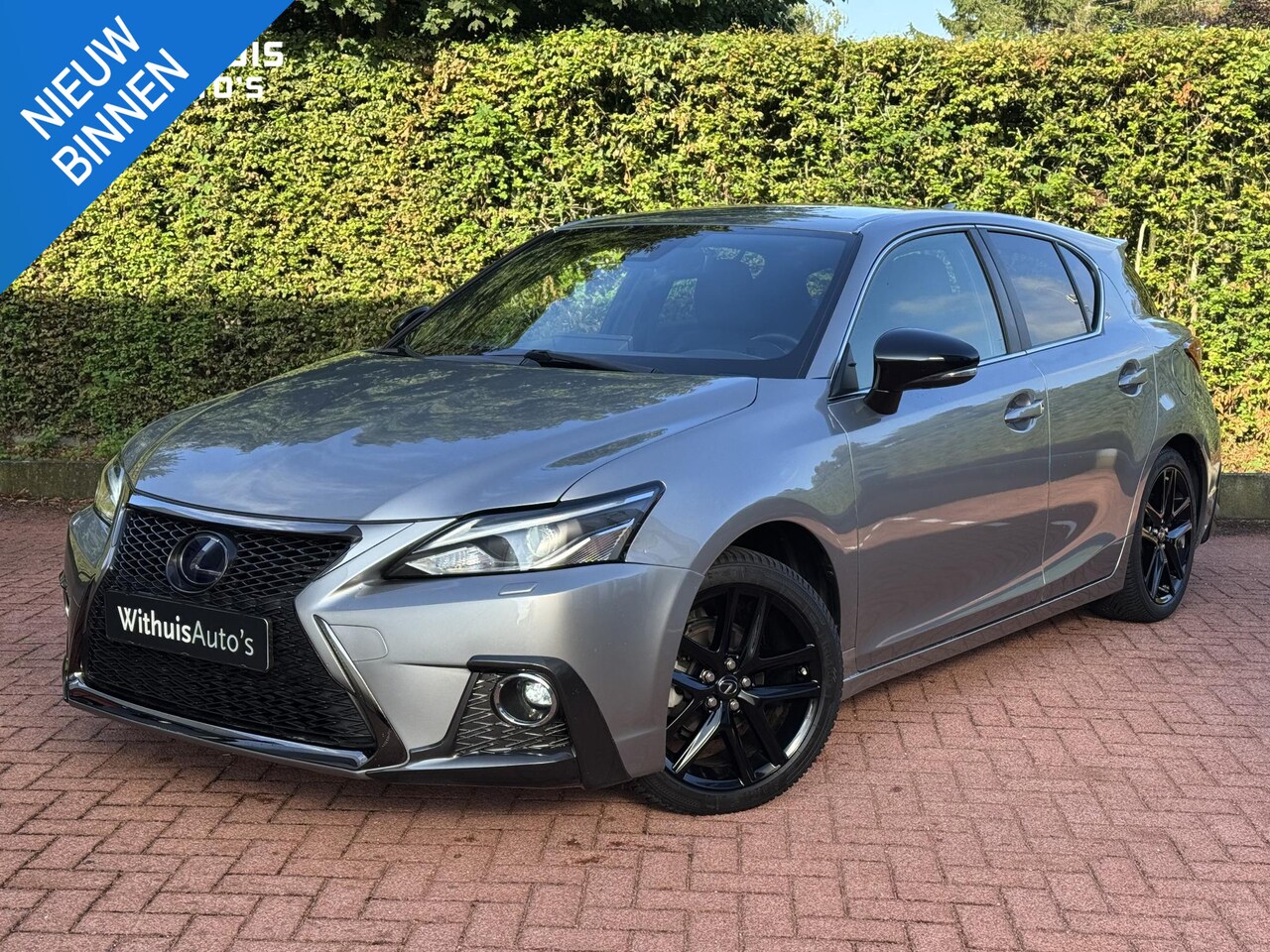 Lexus CT 200h - F Sport Line Adaptieve Cruise Stoelverwarming - AutoWereld.nl
