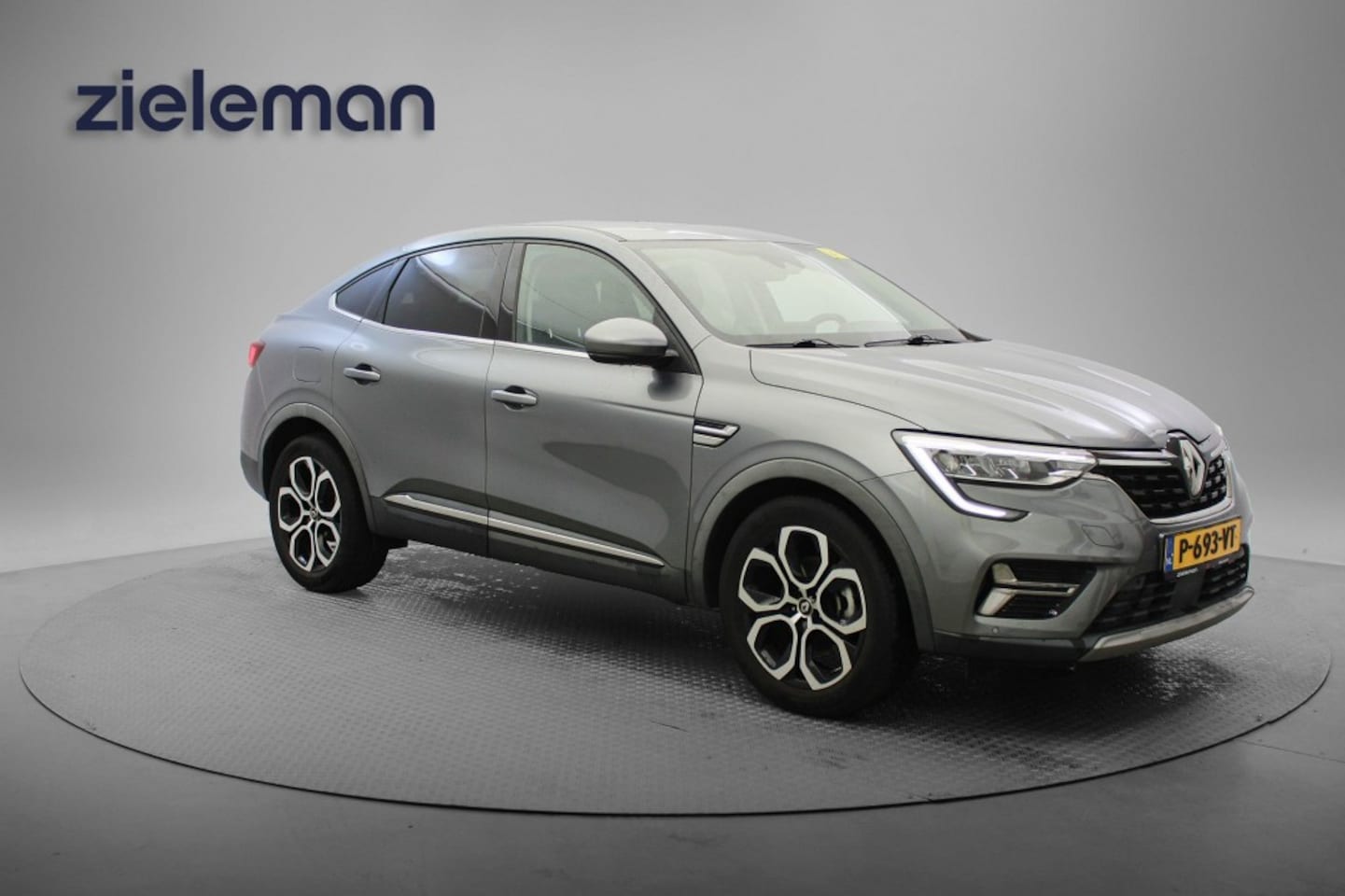 Renault Arkana - 1.6 E-Tech Hybrid 145 Intens - Digitaal Cockpit, Carplay, Camera, Half Leer, Keyless - AutoWereld.nl