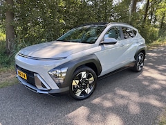Hyundai Kona - 1.6 GDI HEV Premium Sky Automaat Glazen schuif- en kanteldak, Luxe uitvoering