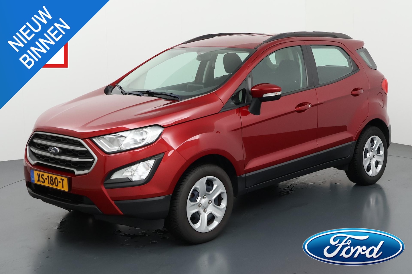 Ford EcoSport - 125pk Ultimate Navigatie Trekhaak Parkeersensoren All season banden Dealeronderhouden - AutoWereld.nl