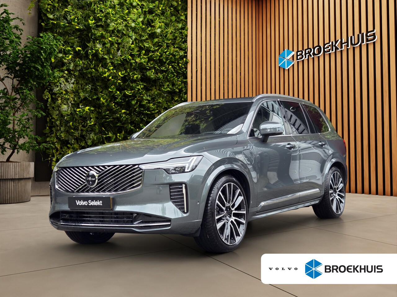 Volvo XC90 - 2.0 T8 Plug-in hybrid AWD Ultra Bright Exec. Ed. | Bowers & Wilkins audiosysteem | Elektri - AutoWereld.nl